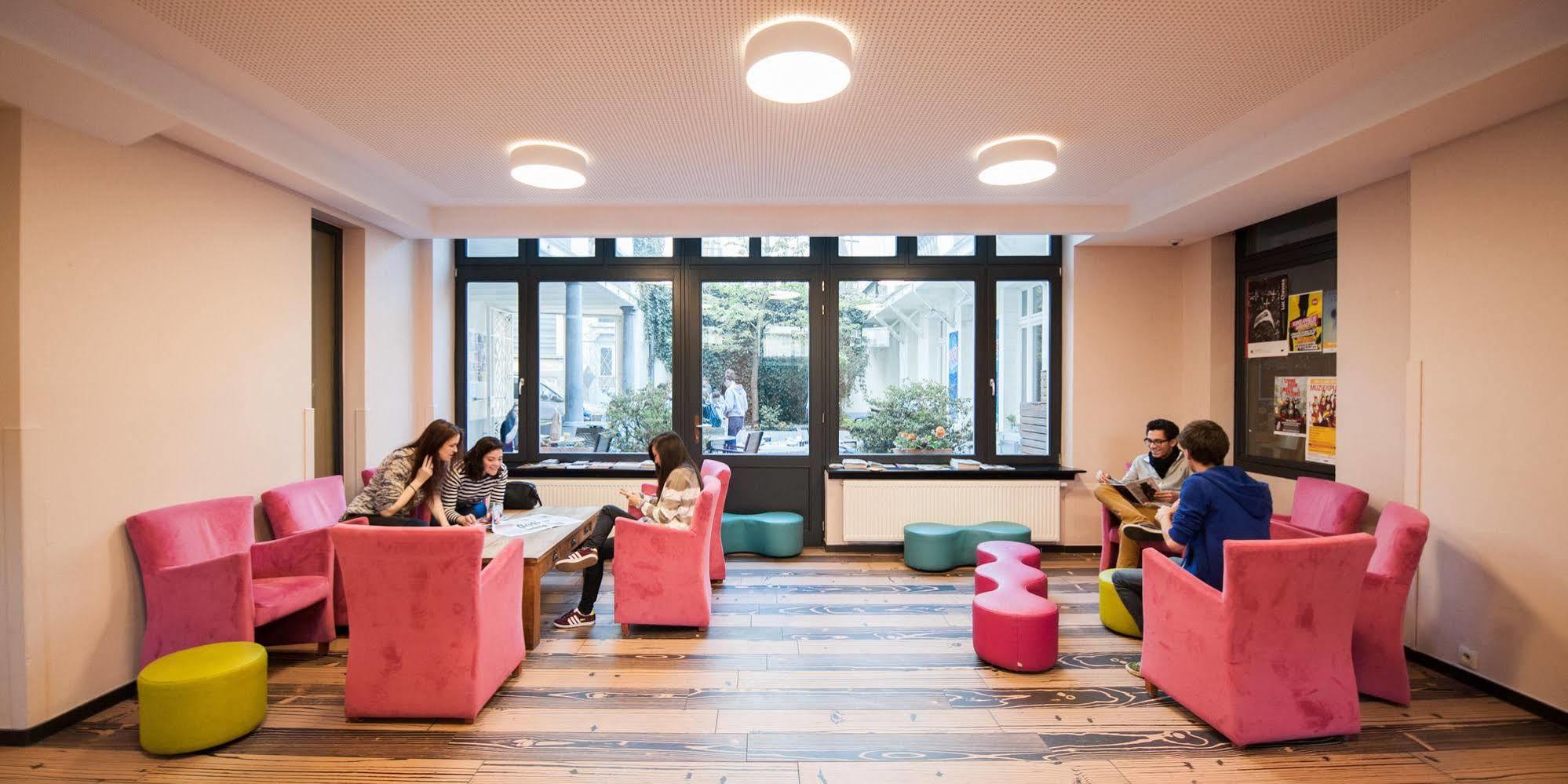 Hi Brussels Jacques Brel Hostel